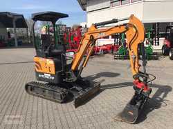 Case CX17C