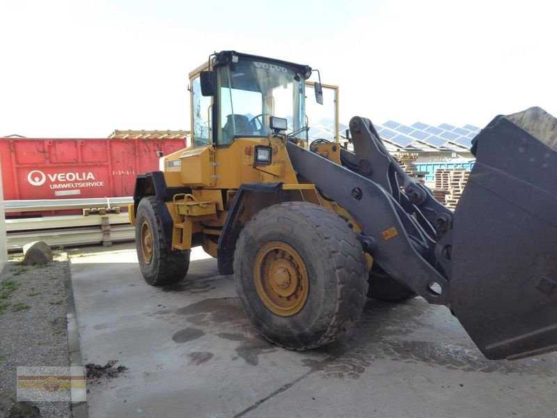 Volvo L90C- Photo 3