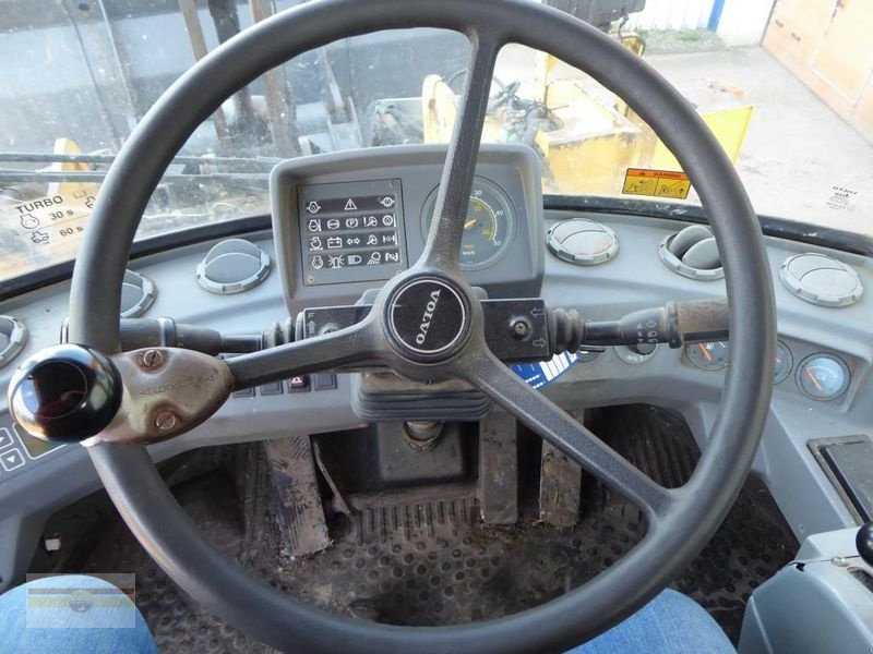 Volvo L90C- Photo 6