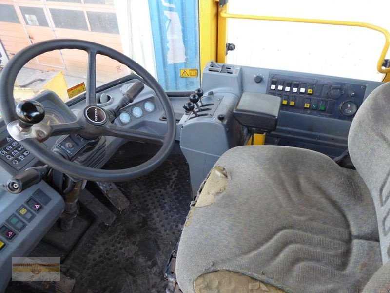 Volvo L90C- Photo 13